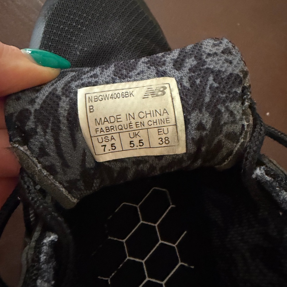 New Balance Black and White Golf Shoes - Picture 4 of 5
